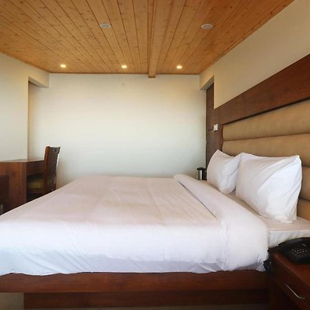 Hotel Mussoorie Heights デヘラードゥーン エクステリア 写真