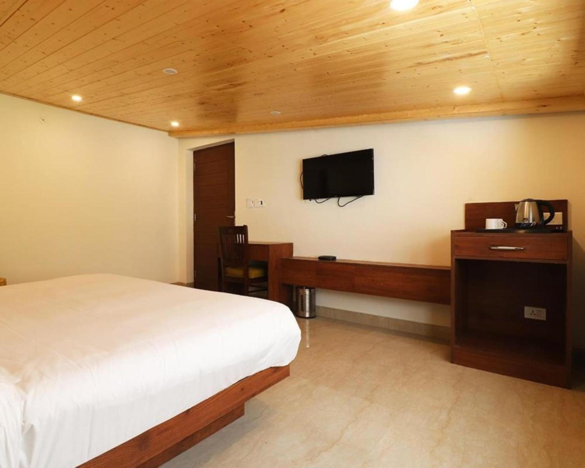 Hotel Mussoorie Heights デヘラードゥーン エクステリア 写真