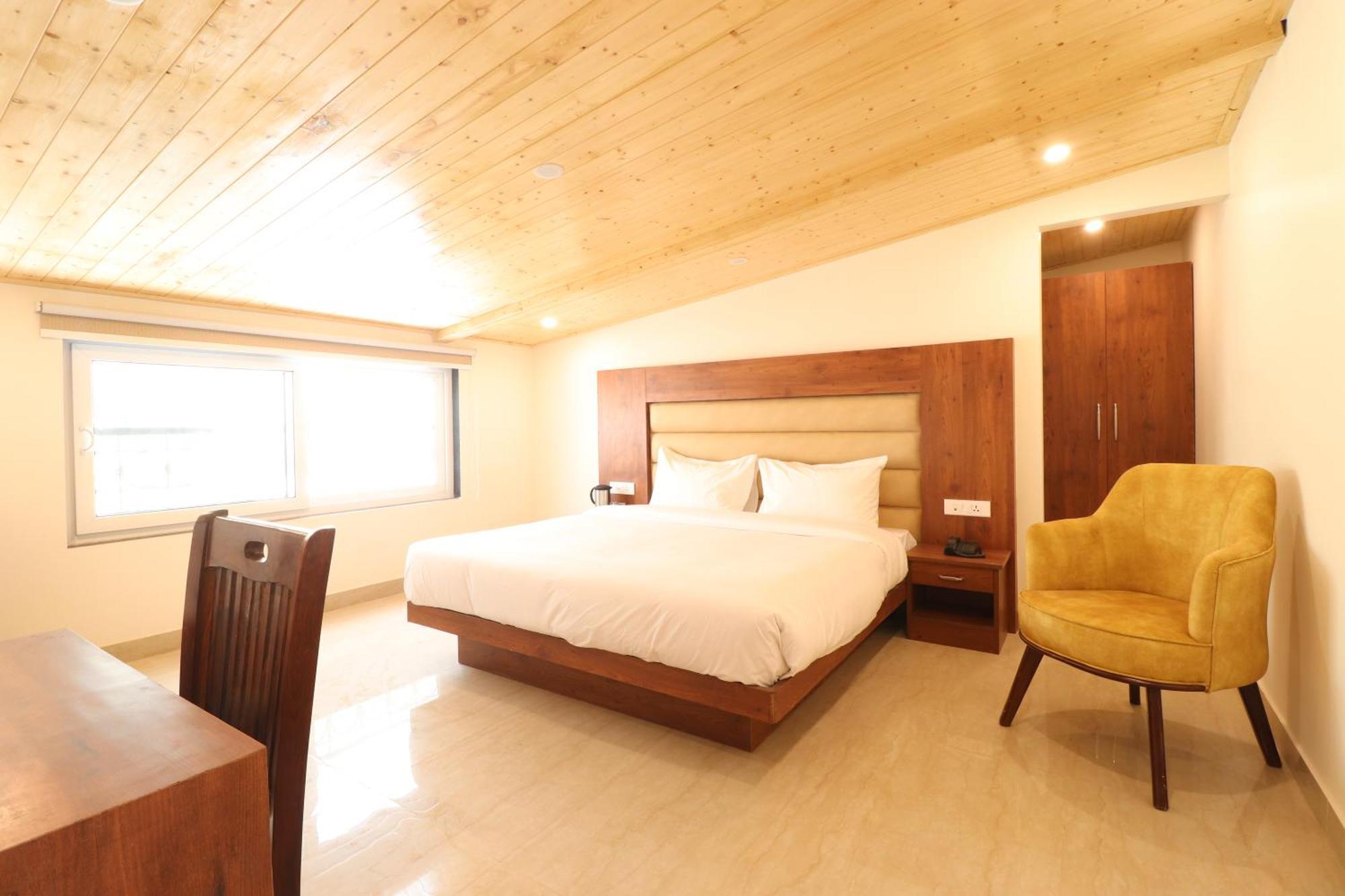 Hotel Mussoorie Heights デヘラードゥーン エクステリア 写真